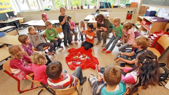 Janusz Korczak: &ldquo;Die Kinder sollen selbst regieren&rdquo; | evangelisch.de