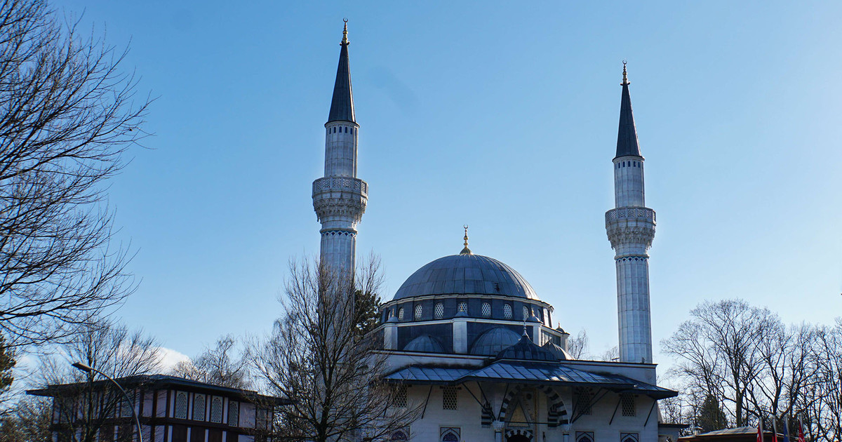 Hat eine Moschee mehrere Minarette? | Religionen Entdecken