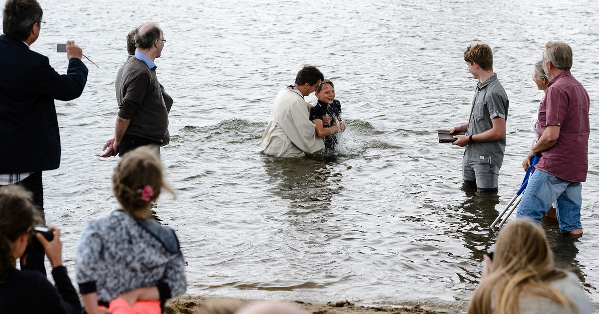 Untertauchen bei der Taufe? fragen.evangelisch.de