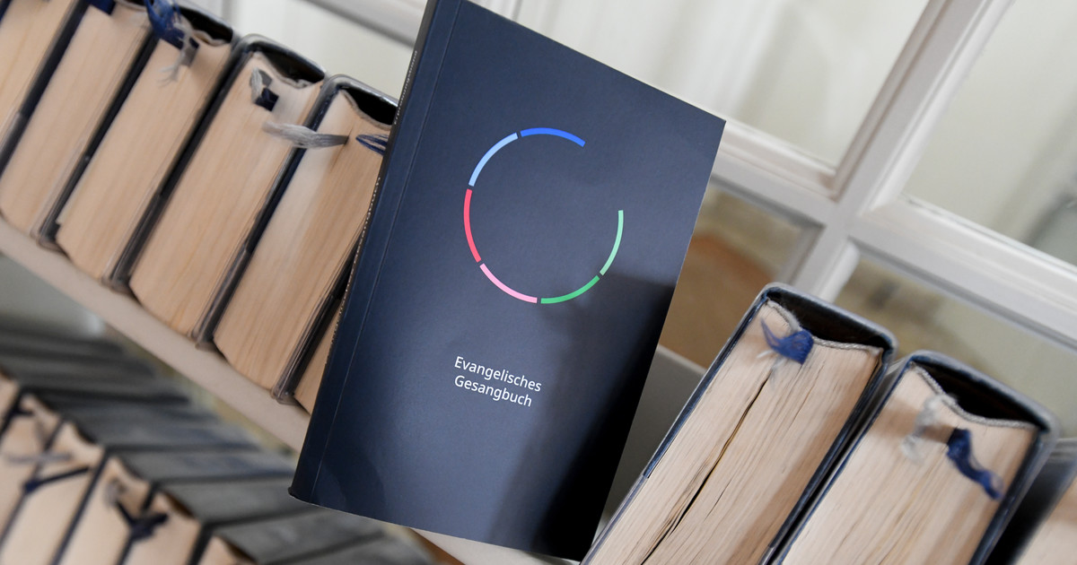tausende-reaktionen-auf-neues-evangelisches-gesangbuch-evangelisch-de