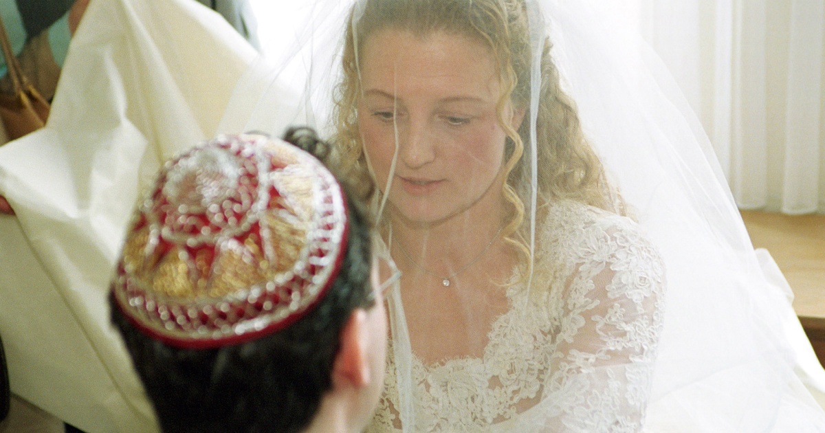 Свадьба евреев. Первая брачная ночь у евреев. Жуткие традиции первой брачной. Первая брачная ночь у евреев не для детей.