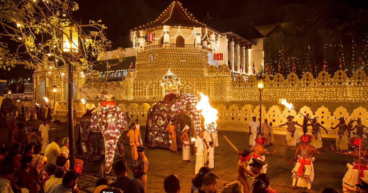 Feste im Buddhismus | Religionen Entdecken