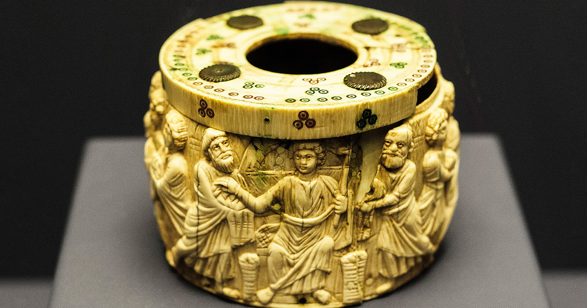 Pyxis | Religionen Entdecken
