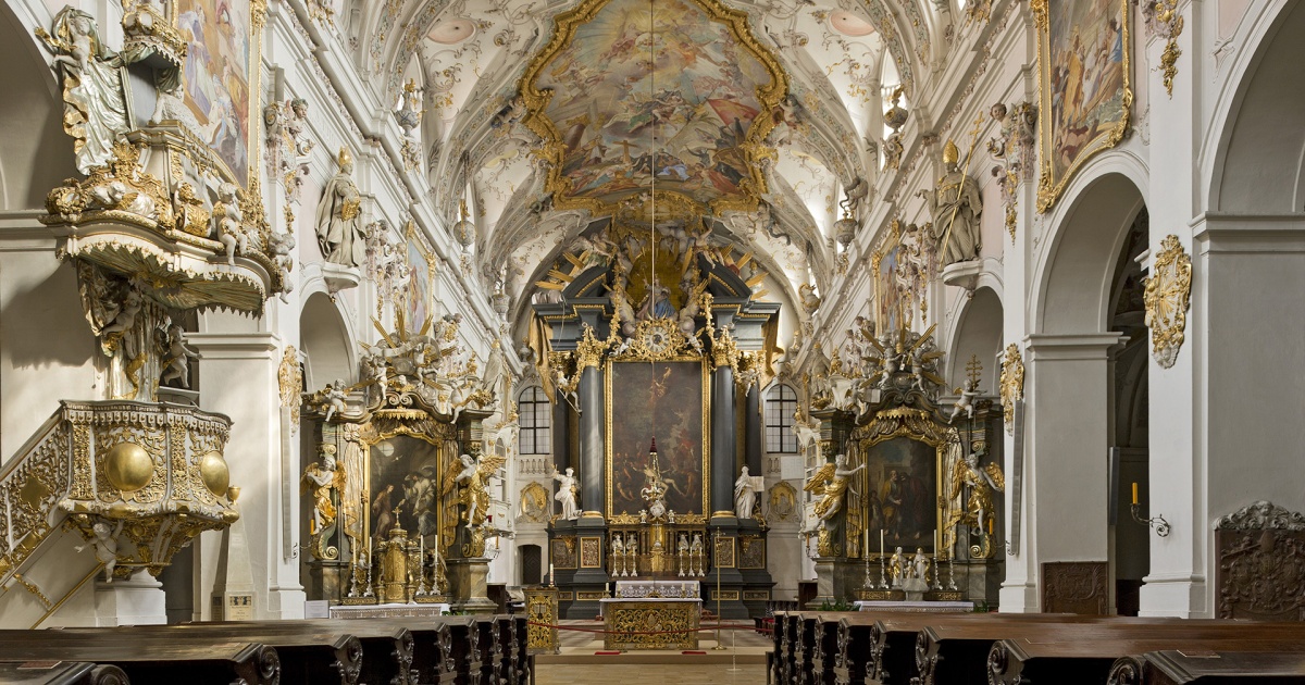 Hochaltar Religionen Entdecken